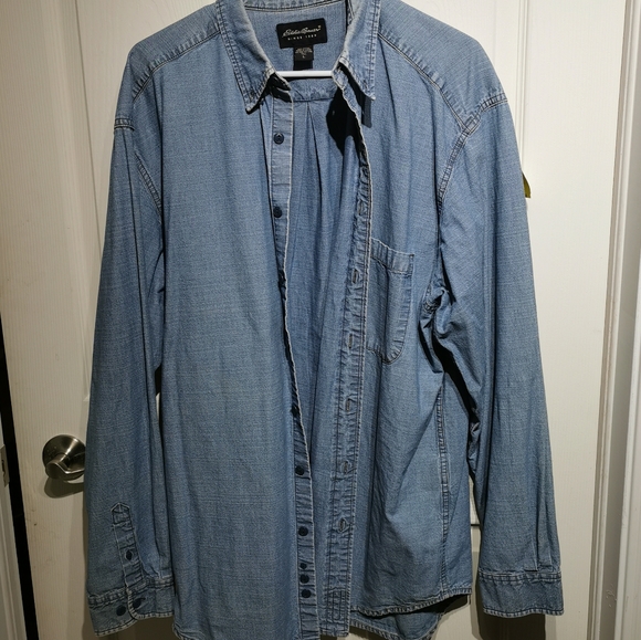 Eddie bauer large denim shirt - Picture 2 of 4